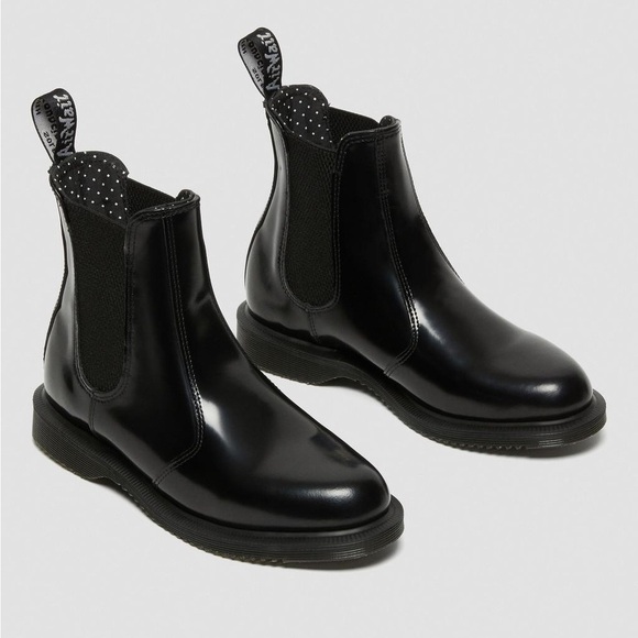 DR MARTENS Flora Womens Smooth Leather Chelsea Boots in size 6 - Picture 1 of 10